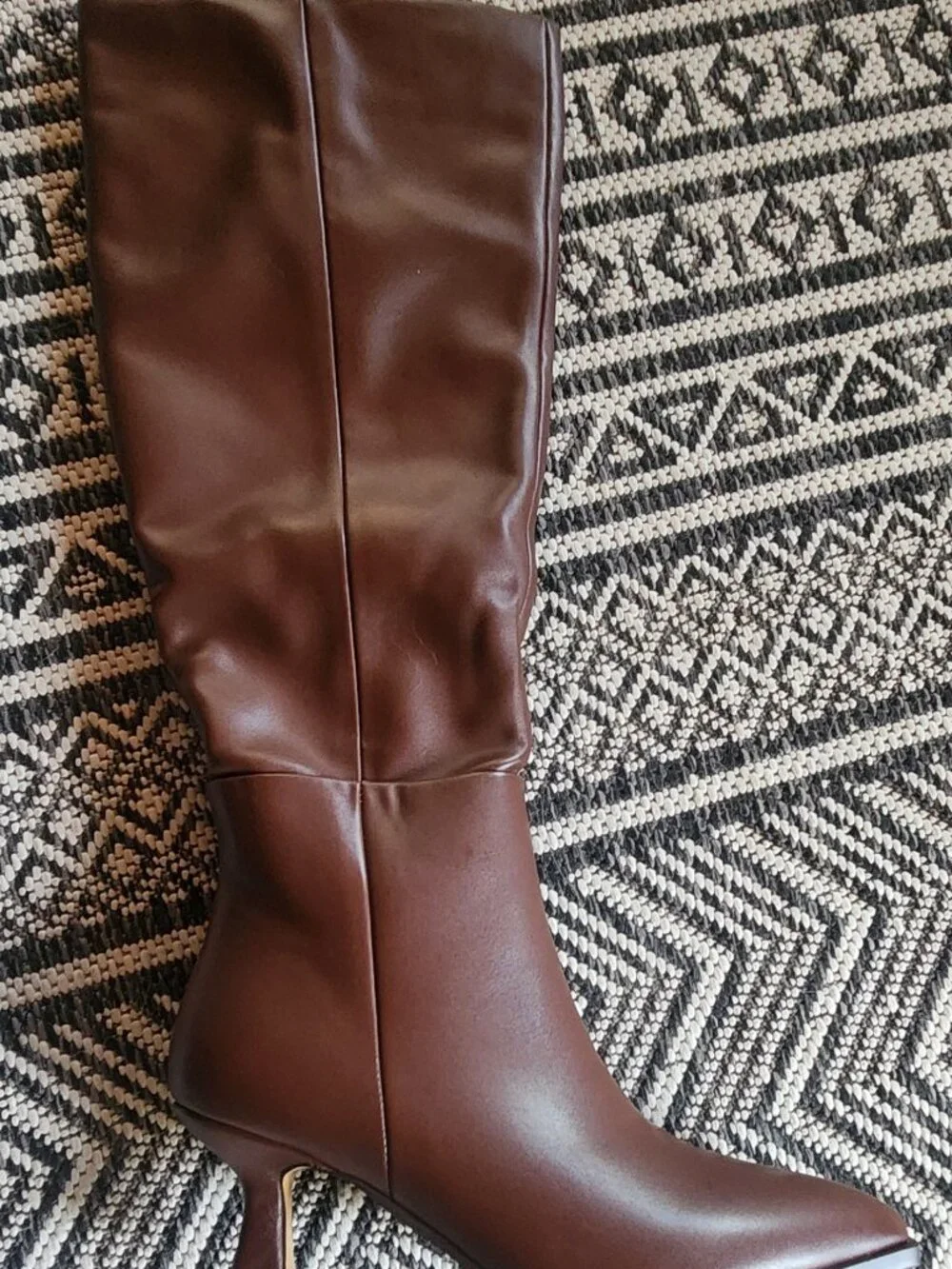 New Women's Knee High Boots Pointed Toe Kitten Heels Wide Calf boot 7.5 Brown